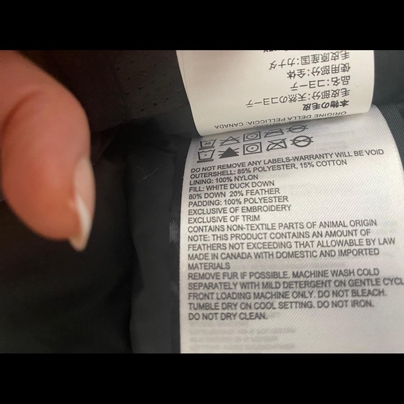 Authentic Canada goose jacket - Picture 5 of 7